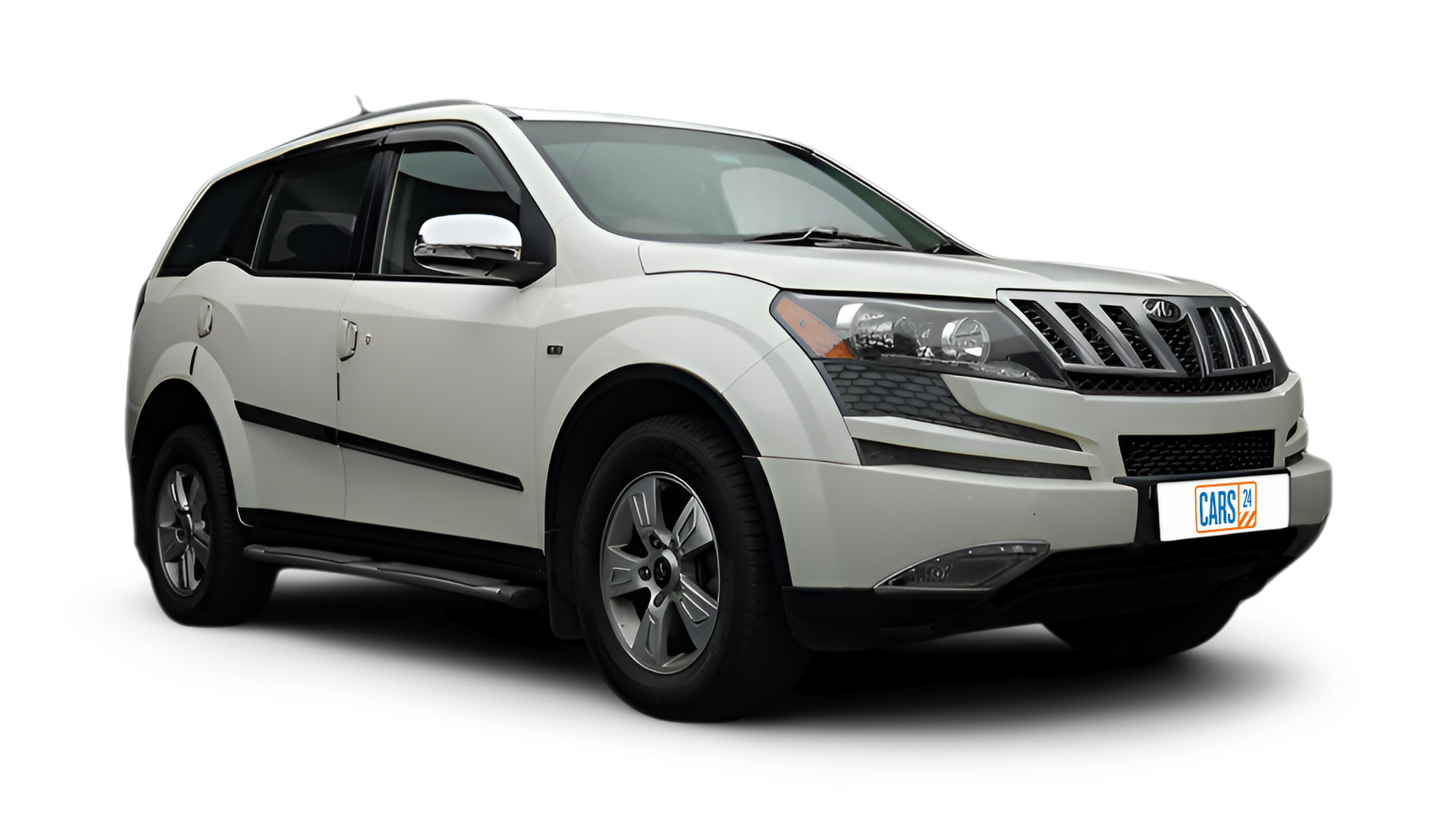 Mahindra XUV500-img